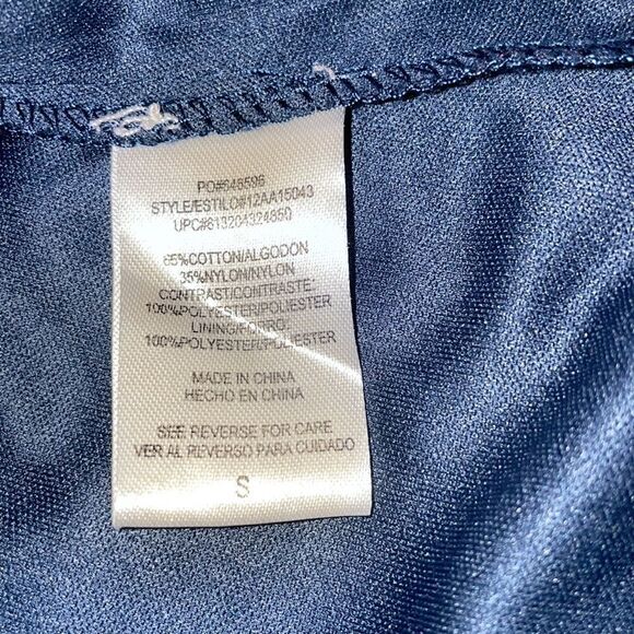 Halo lace navy dress, Size Small‎ - Picture 7 of 8